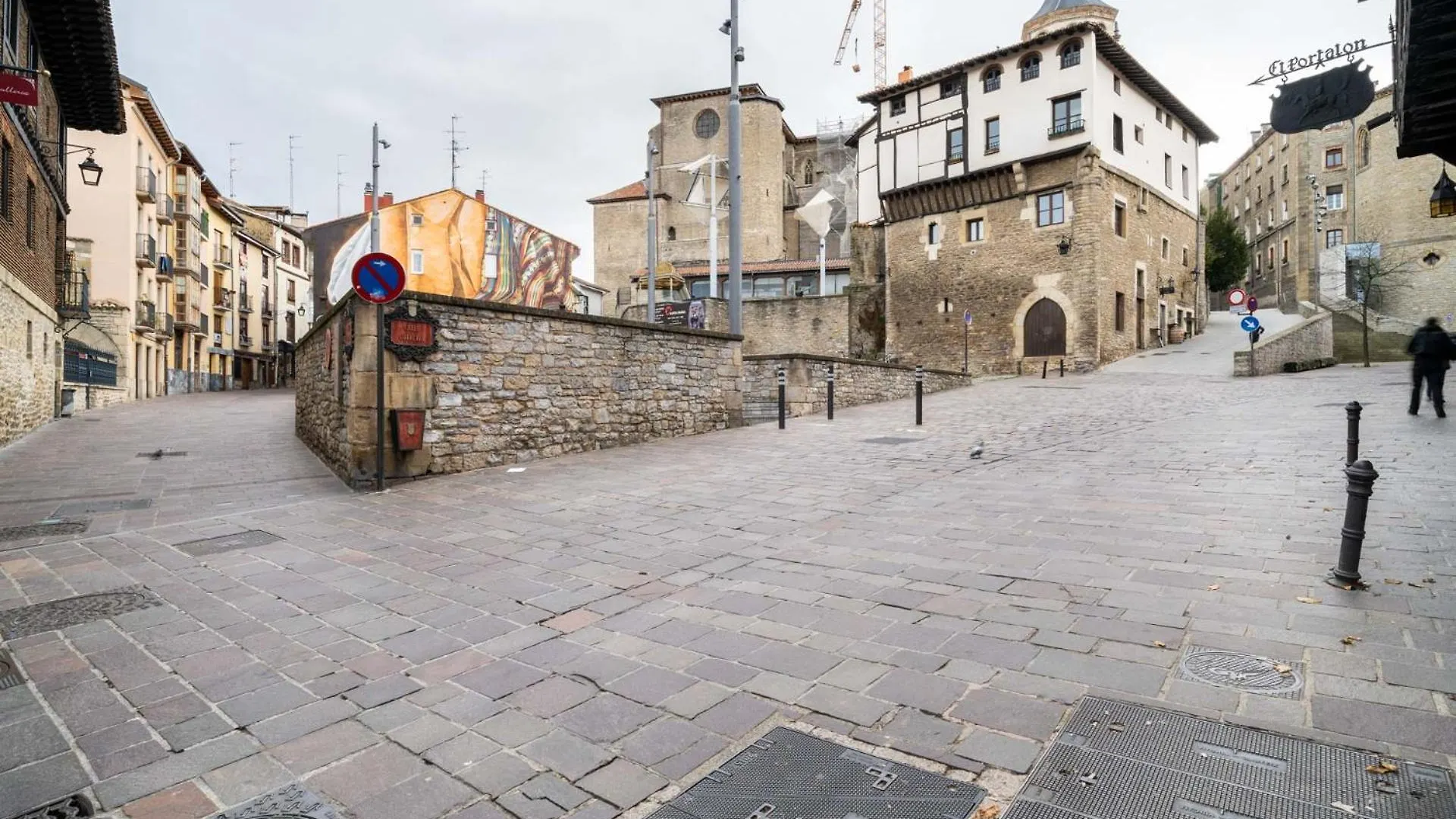 Limehome Vitoria Palacio De Los Alava-Velasco Vitoria-Gasteiz