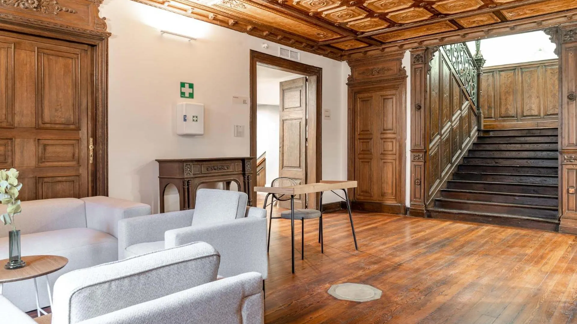 Limehome Vitoria Palacio De Los Alava-Velasco 0*, Vitoria-Gasteiz Espanha