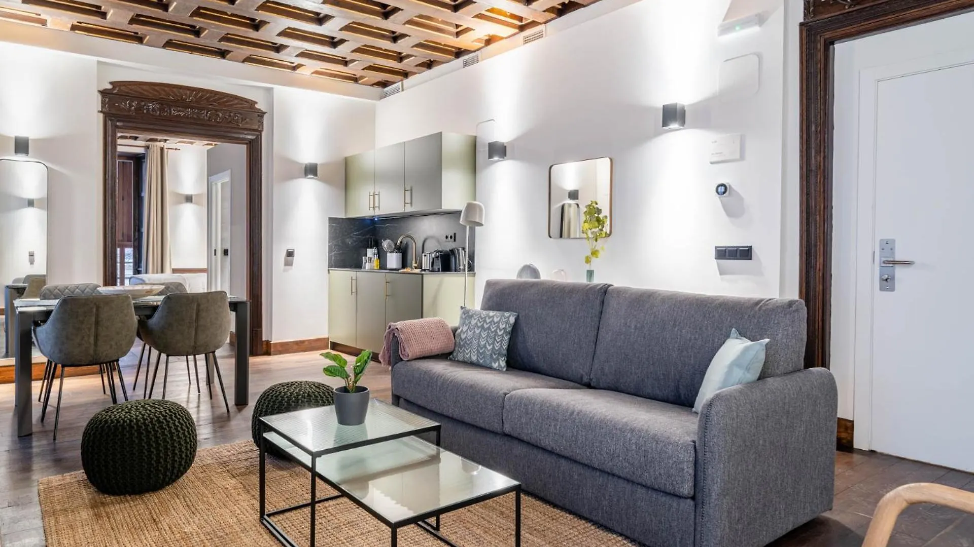 Limehome Vitoria Palacio De Los Alava-Velasco