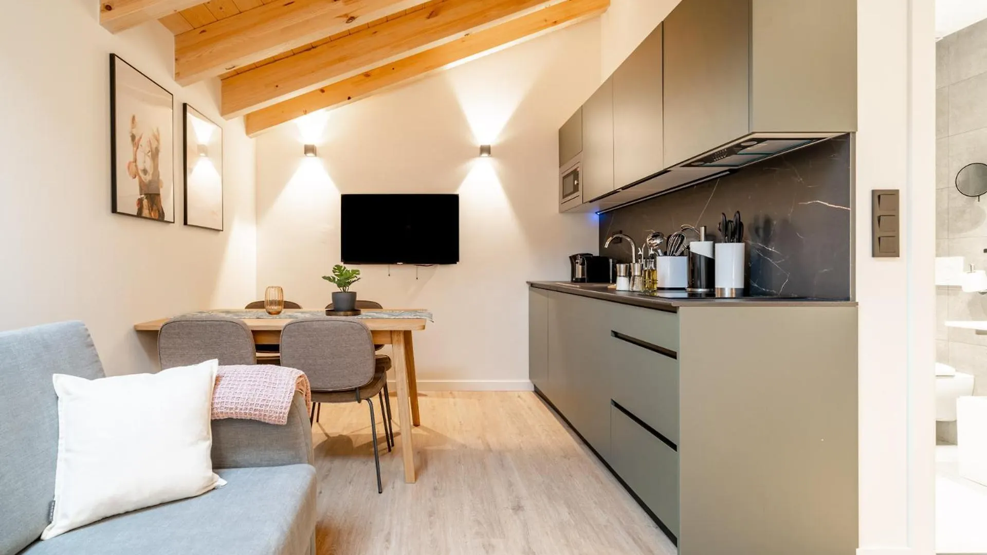 Apartamento Limehome Vitoria Palacio De Los Alava-Velasco