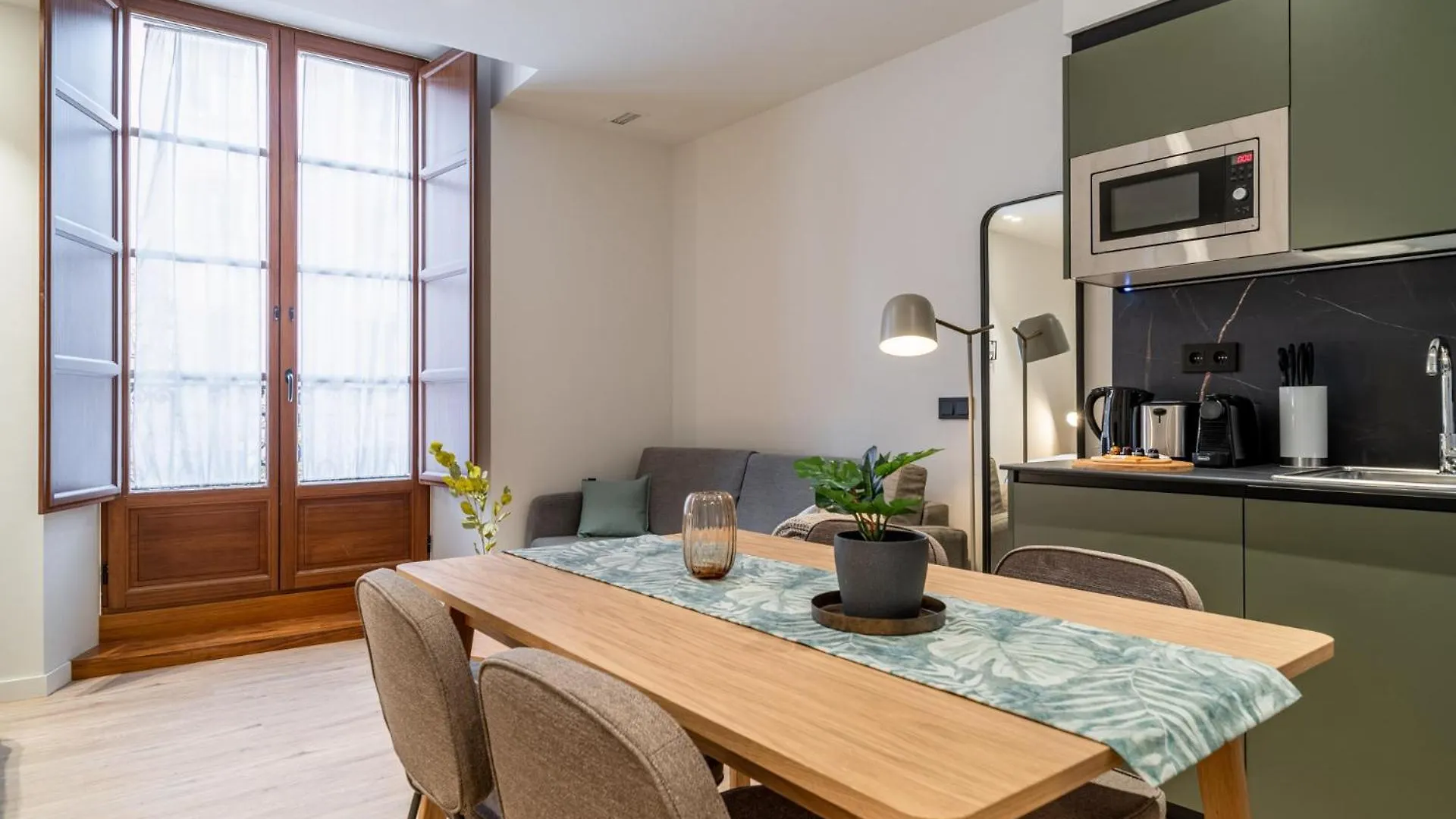 Apartamento Limehome Vitoria Palacio De Los Alava-Velasco