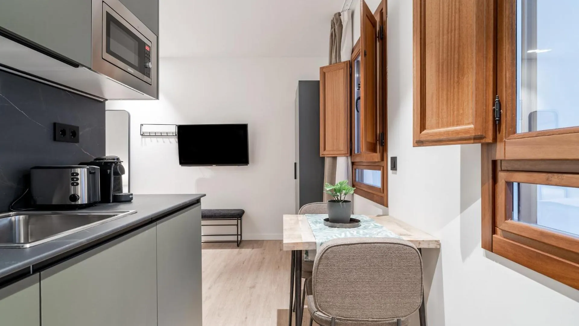 Apartamento Limehome Vitoria Palacio De Los Alava-Velasco