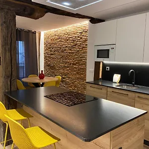 Deluxe Casco Viejo Apartment